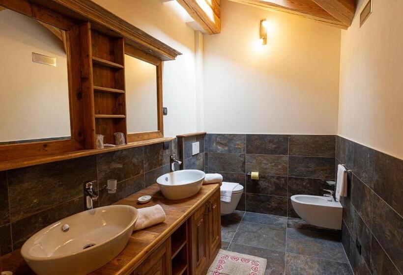 اتاق لوکس چهار تخته, Sport Hotel Rudolf