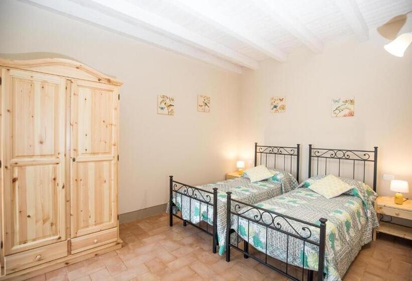 Апартаменты 1 Спальня Вид на Сад, Agriturismo Colle Oliveto