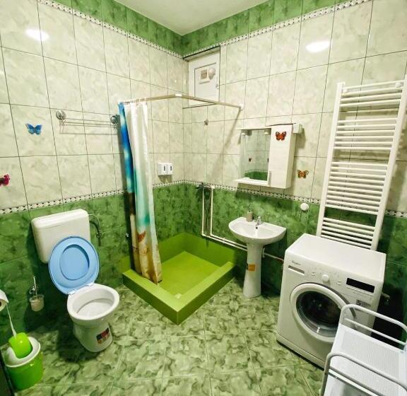 غرفة قياسية مع حمام خارجي, Vila Nei