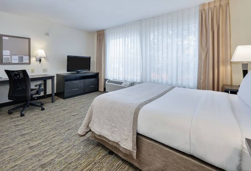 جناح, Candlewood Suites Dallas Market Center Love Field, An Ihg