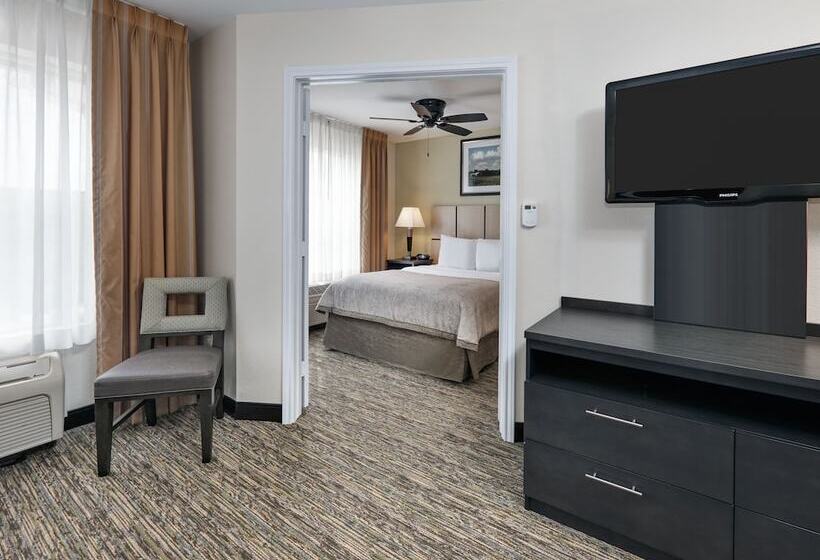Suite, Candlewood Suites Dallas Market Center Love Field, An Ihg