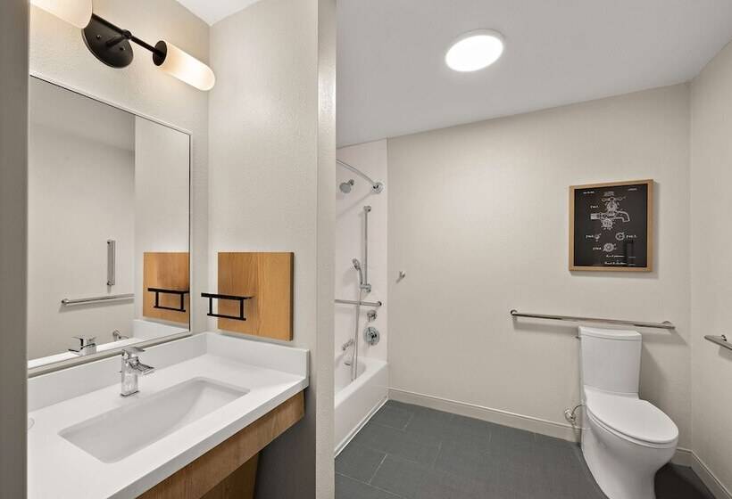 Люкс Адаптированный для Инвалидов, Sonesta Simply Suites Irvine East Foothill