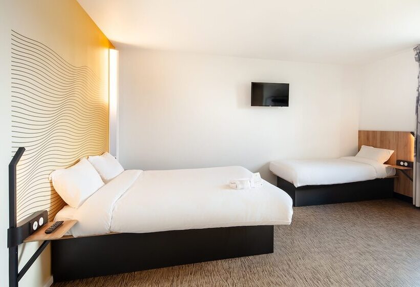 Четырехместный Номер Стандарт, B&b Hotel Igny Palaiseau