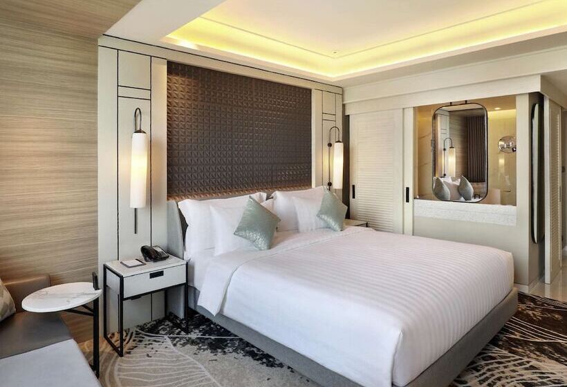 اتاق لوکس با چشم‌انداز شهر, Movenpick Surabaya City