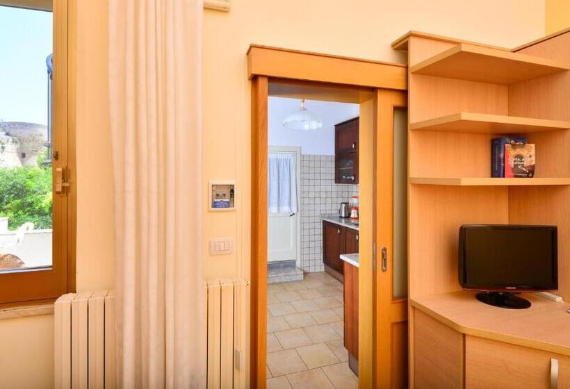 Standard Triple Room with Terrace, Balcone Su Otranto