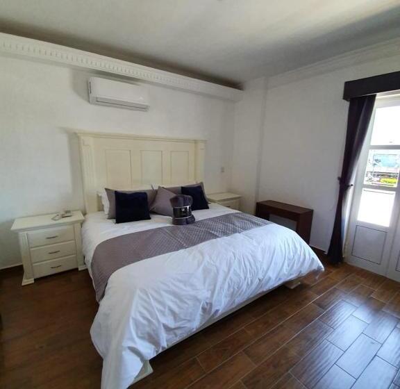 수피리어 스위트, Estancia Real