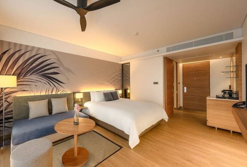 Полулюкс Вид на Бассейн, Stay Wellbeing & Lifestyle Resort