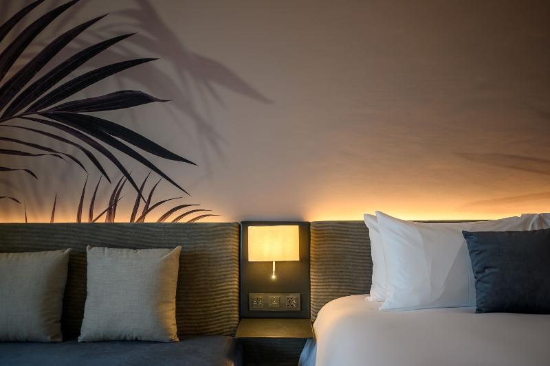 Люкс, Stay Wellbeing & Lifestyle Resort
