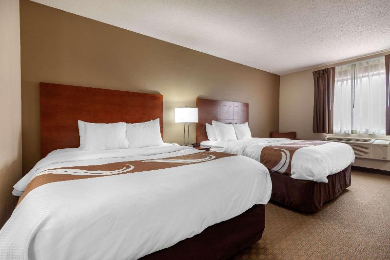 Четырехместный Номер Стандарт, Quality Inn Hays I70