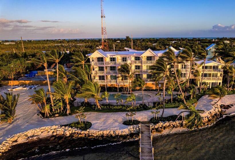 デラックススタジオ, Grassy Flats Resort & Beach Club