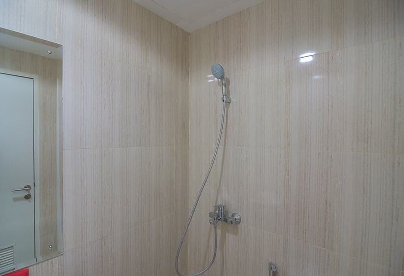 Номер Стандарт, Reddoorz Apartment @ Sentul Tower