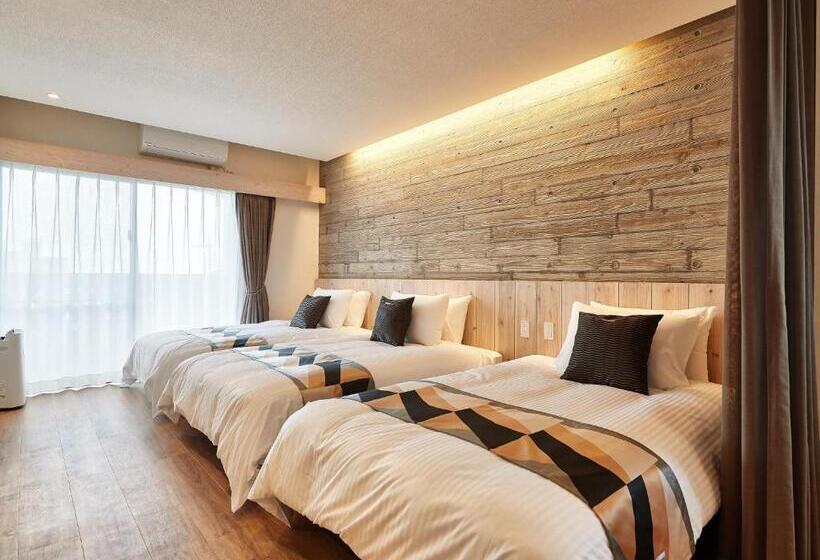 اتاق استاندارد سه نفره, Yomitan Condhotel Nd