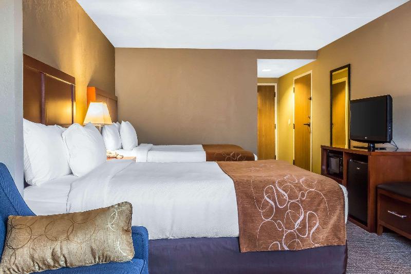 스위트, Comfort Suites Near Casinos