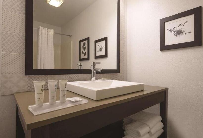 Люкс с гидромассажем, Country Inn & Suites By Radisson, Germantown, Wi