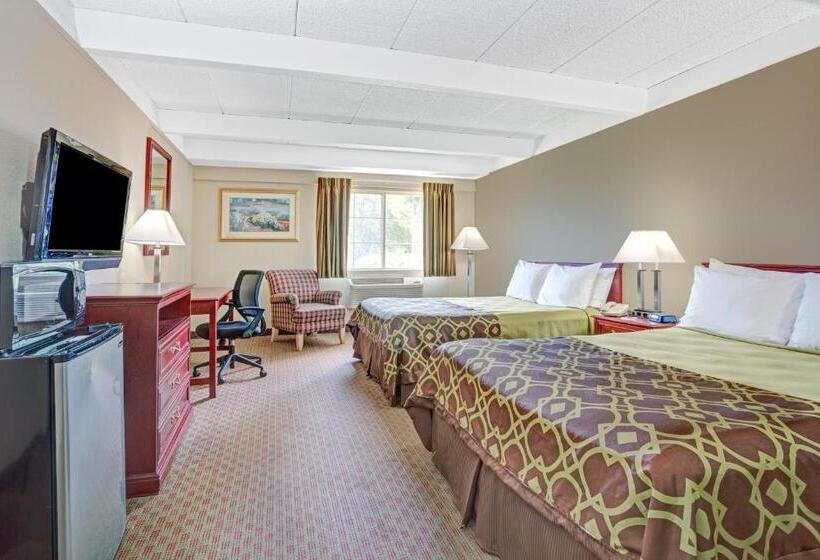 Студия Стандарт, Travelodge By Wyndham Iowa City