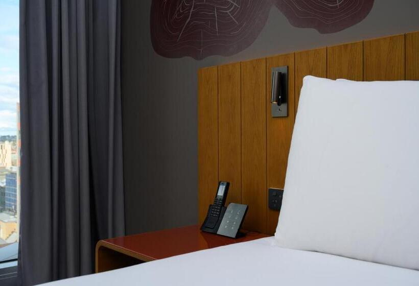 חדר קלאב, Crowne Plaza Hobart, An Ihg