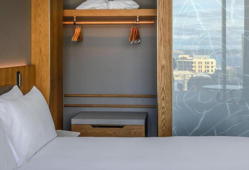 带大床的标准间, Crowne Plaza Hobart, An Ihg