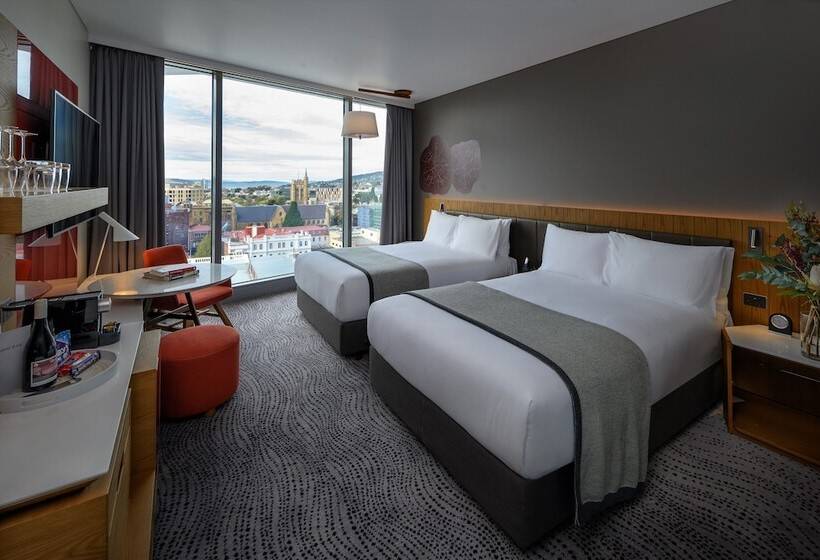 חדר קלאב, Crowne Plaza Hobart, An Ihg