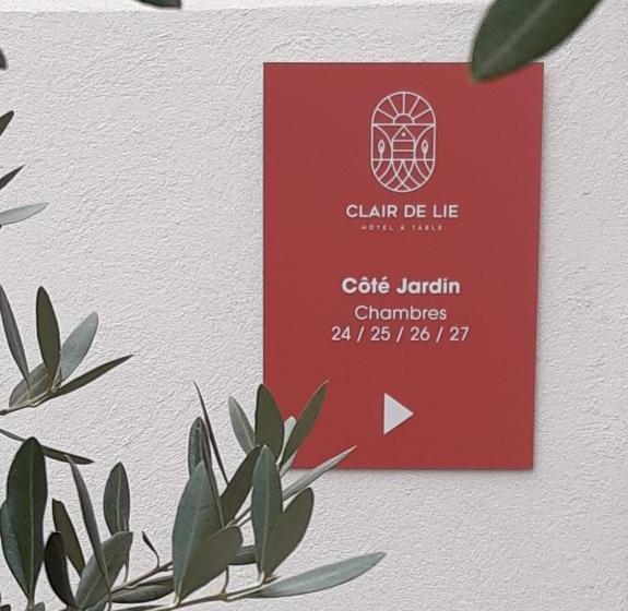 Номер Стандарт, Clair De Lie