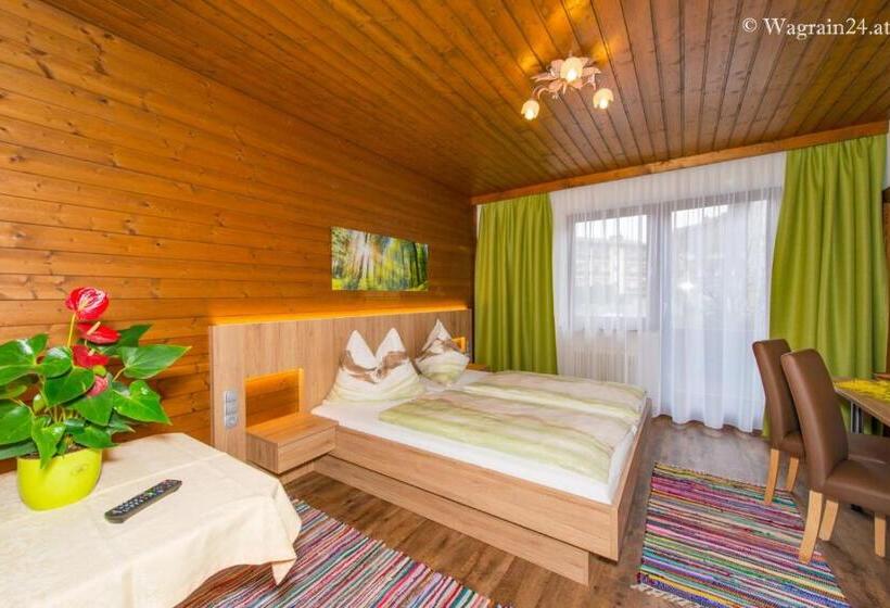 Номер Стандарт с Балконом, Pension Montana