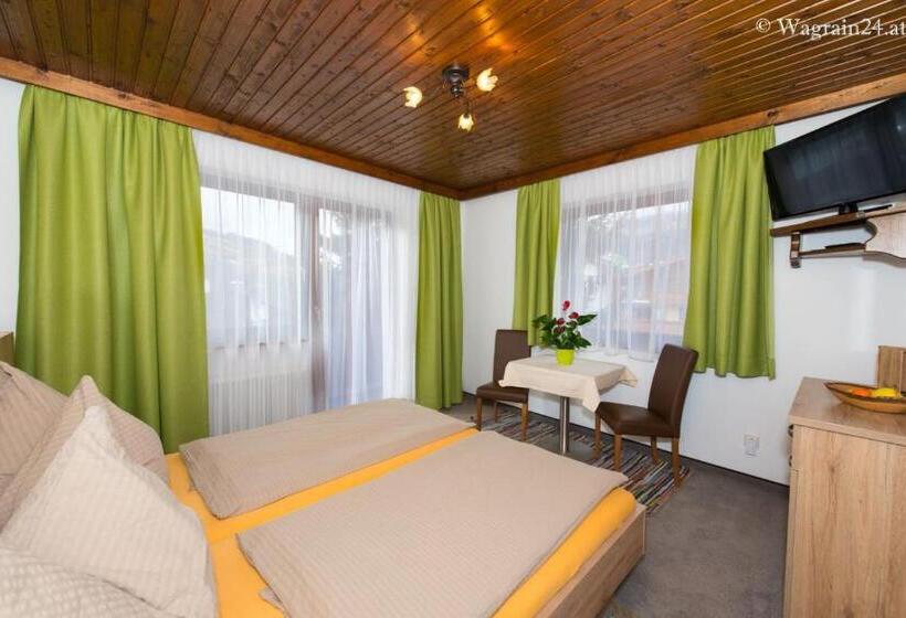 Номер Стандарт с Балконом, Pension Montana