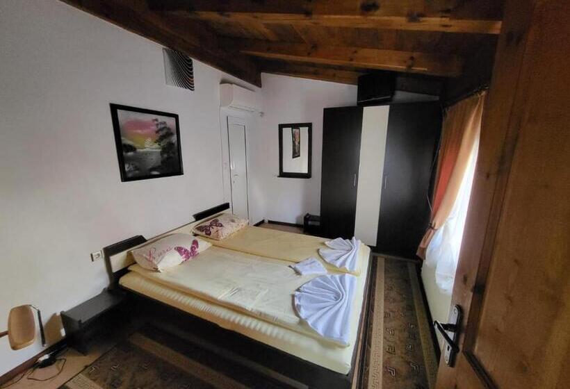 침실 2개 주택, Oasis Guest House