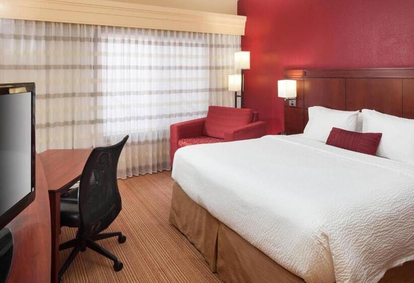 Номер Стандарт Кровать Кинг Адаптированный для Инвалидов, Courtyard By Marriott Jackson Ridgeland