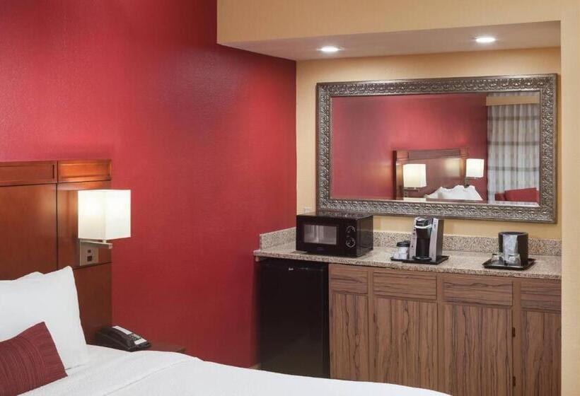 Номер Deluxe Кровать Кинг, Courtyard By Marriott Jackson Ridgeland
