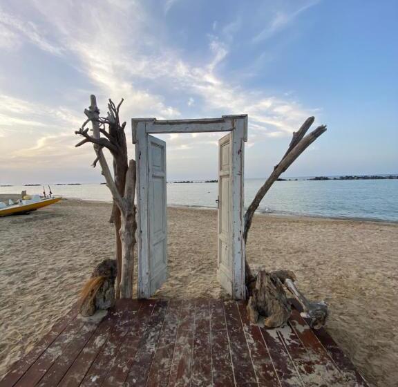 اتاق لوکس با چشم‌انداز دریا, Villa Tropical