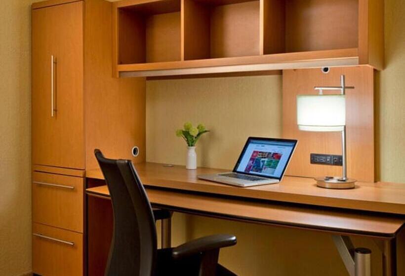Студия Стандарт, Hawthorn Extended Stay By Wyndham Cincinnati Ne Mason