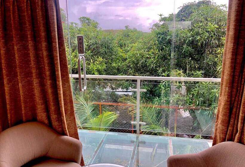 豪华房间, Carina Retreat Resort