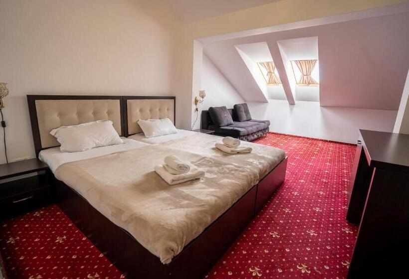 Quarto Triplo Economy, N Residence