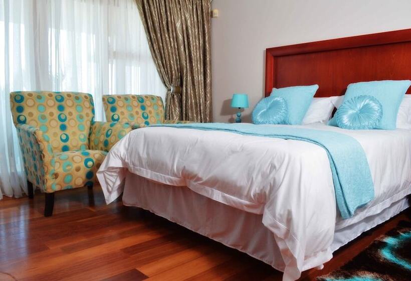 Номер Deluxe Вид на Море с Балконом, Empoza Seaview Guesthouse
