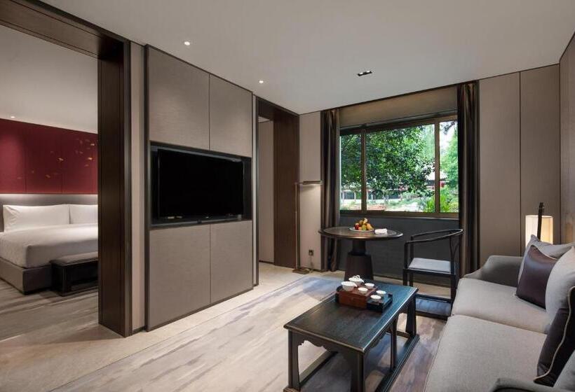 スイート, Hualuxe Xi An Tanghua, An Ihg