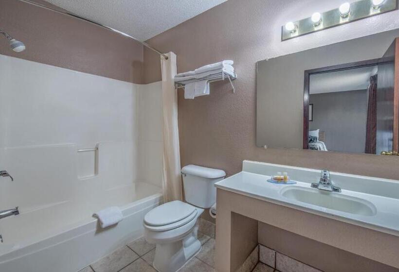 Стандартный Номер Кровать Кинг, Days Inn By Wyndham Jamestown