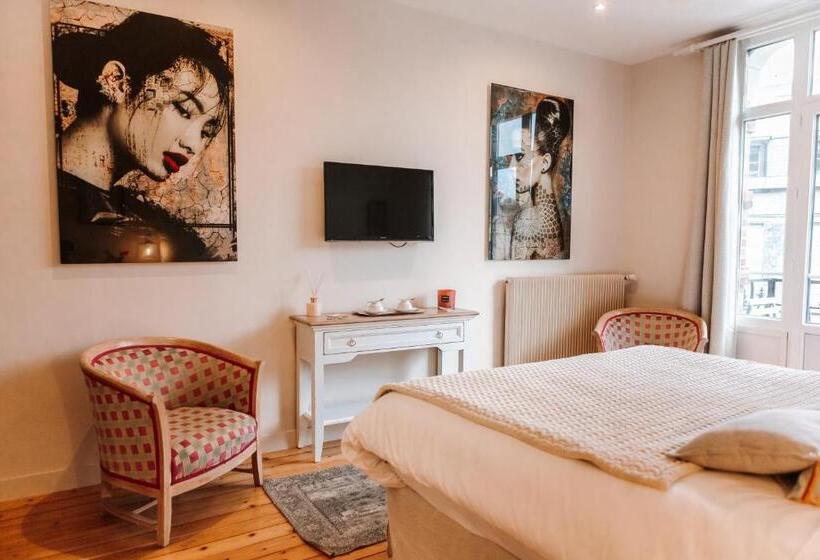 Номер Deluxe с Балконом, Chambre Roméo Ou Juliette