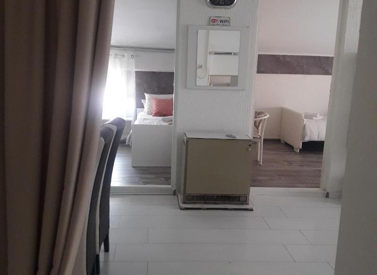 سوییت, Apartmani Nis