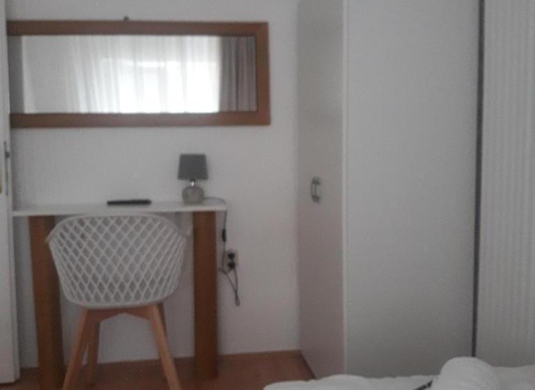 آپارتمان 3 خوابه, Apartmani Nis