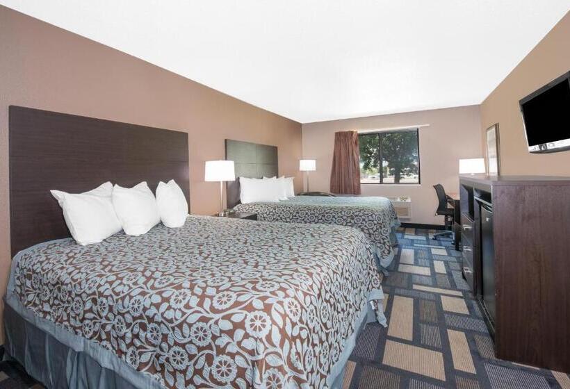 اتاق استاندارد, Days Inn By Wyndham Watertown