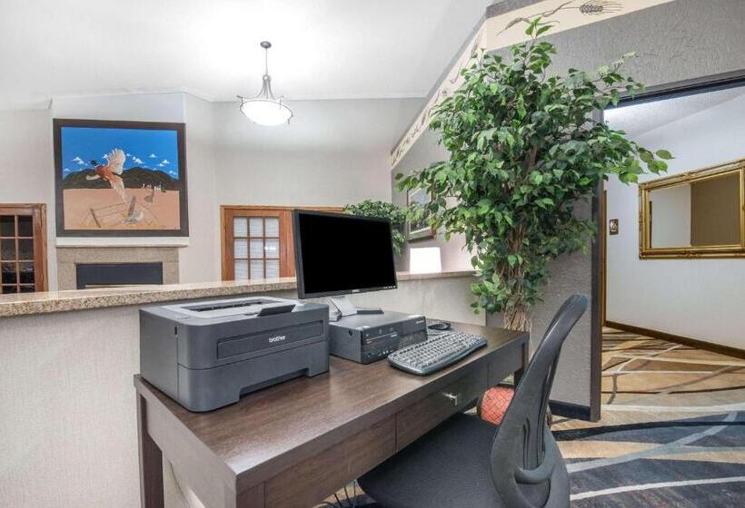 اتاق استاندارد, Days Inn By Wyndham Watertown