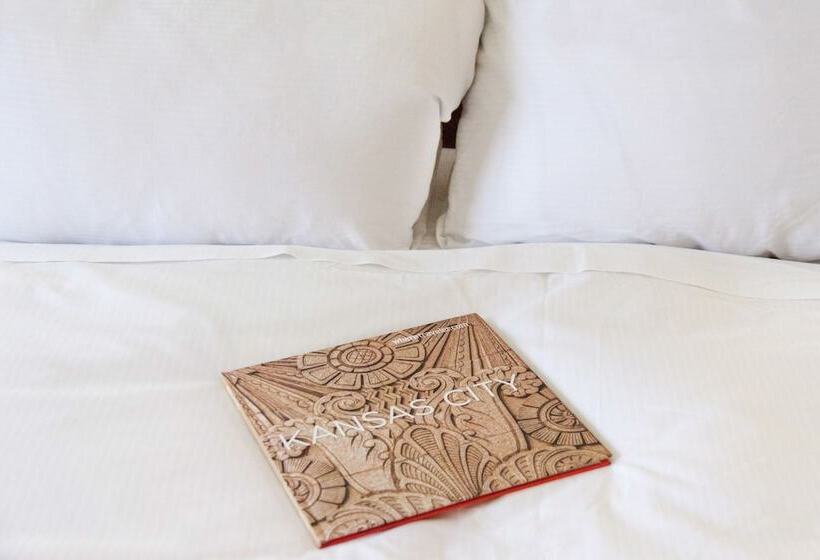Полулюкс, Doubletree By Hilton Kansas City  Overland Park