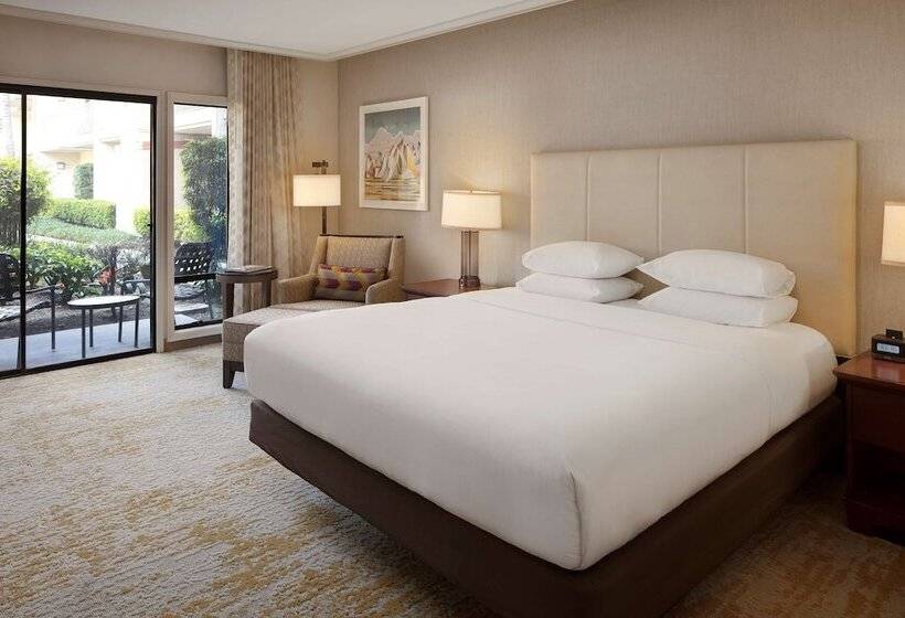 스위트, Doubletree By Hilton Ontario Airport