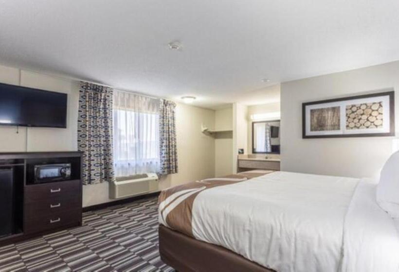 带大床的标准间, Quality Inn Farmington