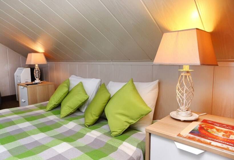 Семейный Номер, Nikolin Park Guest House