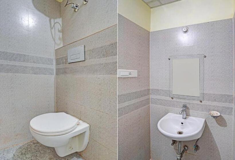 Quarto Triplo Clássico, Ananya Royals By Oyo Rooms