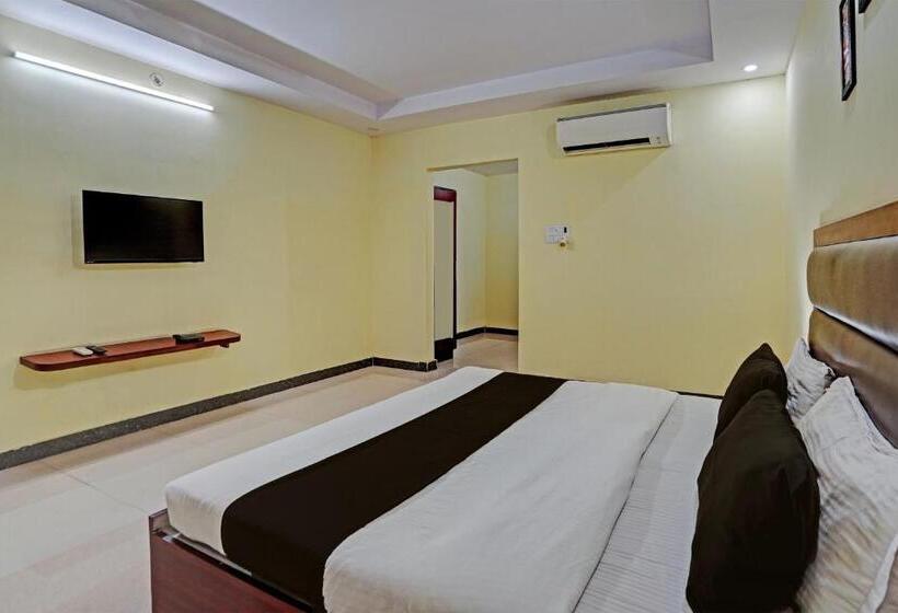 Quarto Triplo Clássico, Ananya Royals By Oyo Rooms