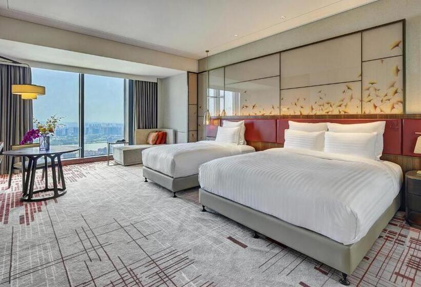 Premium room with river view, Pullman Huizhou Kaisa