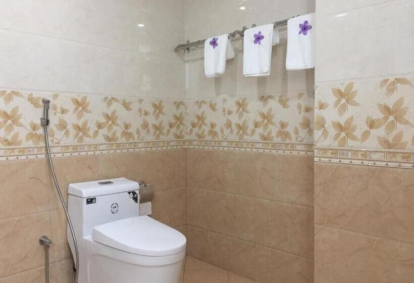 اتاق سوپریور سه تخته, Rosemary Boutique