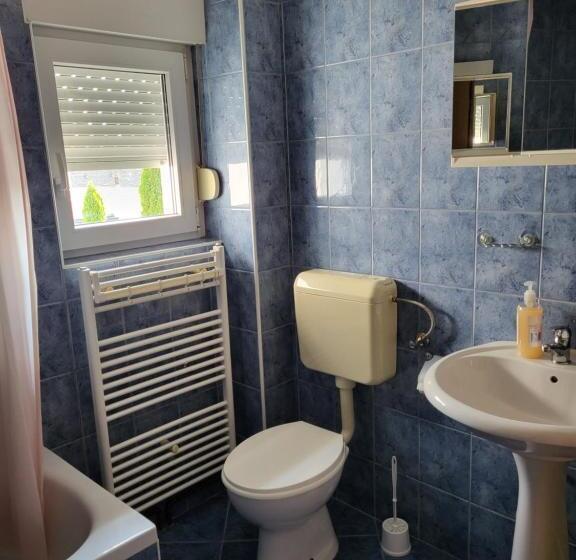 اتاق استاندارد, Guest House Talas