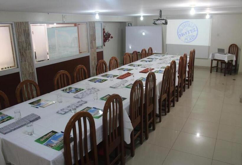 Студия Deluxe, Auditorio & Centro De Capacitaciones Central Park Pucallpa